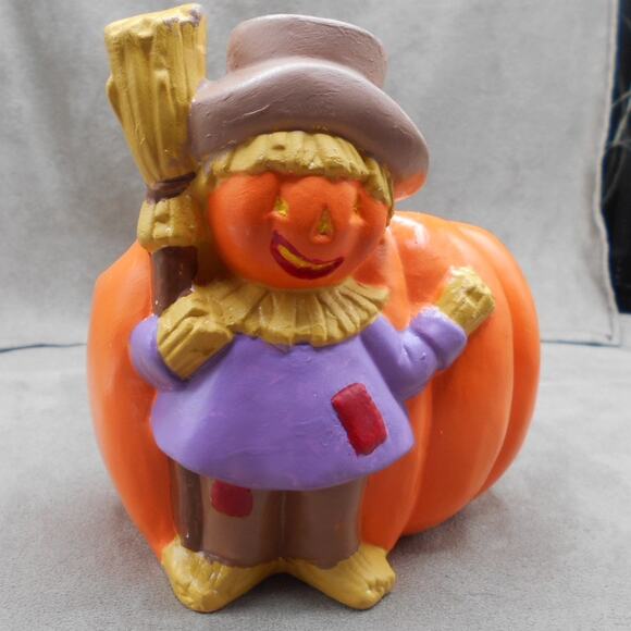 Vintage Halloween Ceramic Scarecrow w/Pumpkin Planter 5.5" - Picture 3 of 8